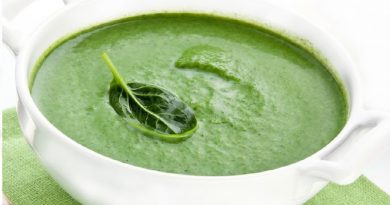 Creamless Spinach Soup Recipe